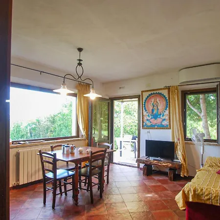 Casa de Férias Gorgeous In Monterubbiano With Private Swimming Pool, Be Inside Or Outside Moresco