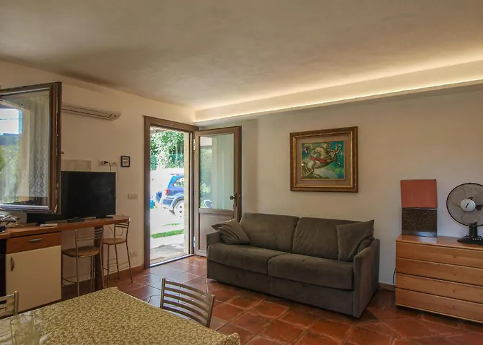 Awesome Home In Monterubbiano